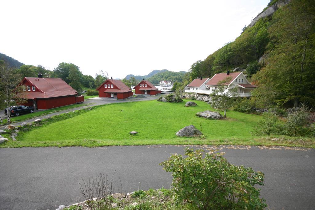 Bjornevag Ferie Hotel Farsund Exterior foto