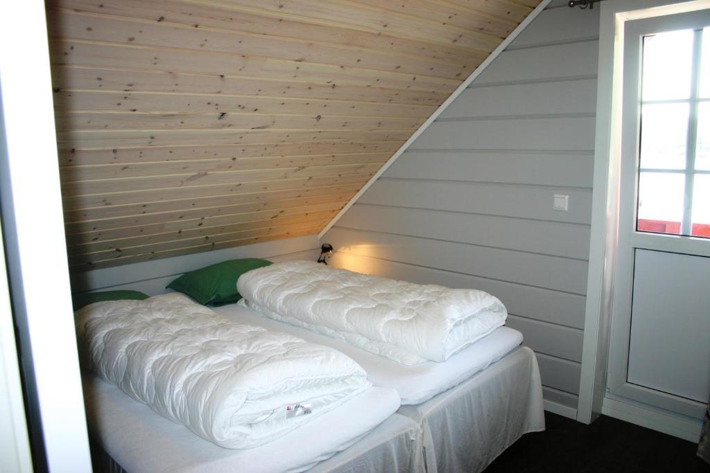 Bjornevag Ferie Hotel Farsund Habitación foto